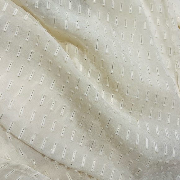 NWOT Equipment Femme Metallic Thread Lustrous Long Sleeve Silk Blouse L Cream - Picture 8 of 8